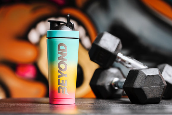 Travel Smart: How a Reliable Protein Shaker Keeps You Healthy on the Go 🌍