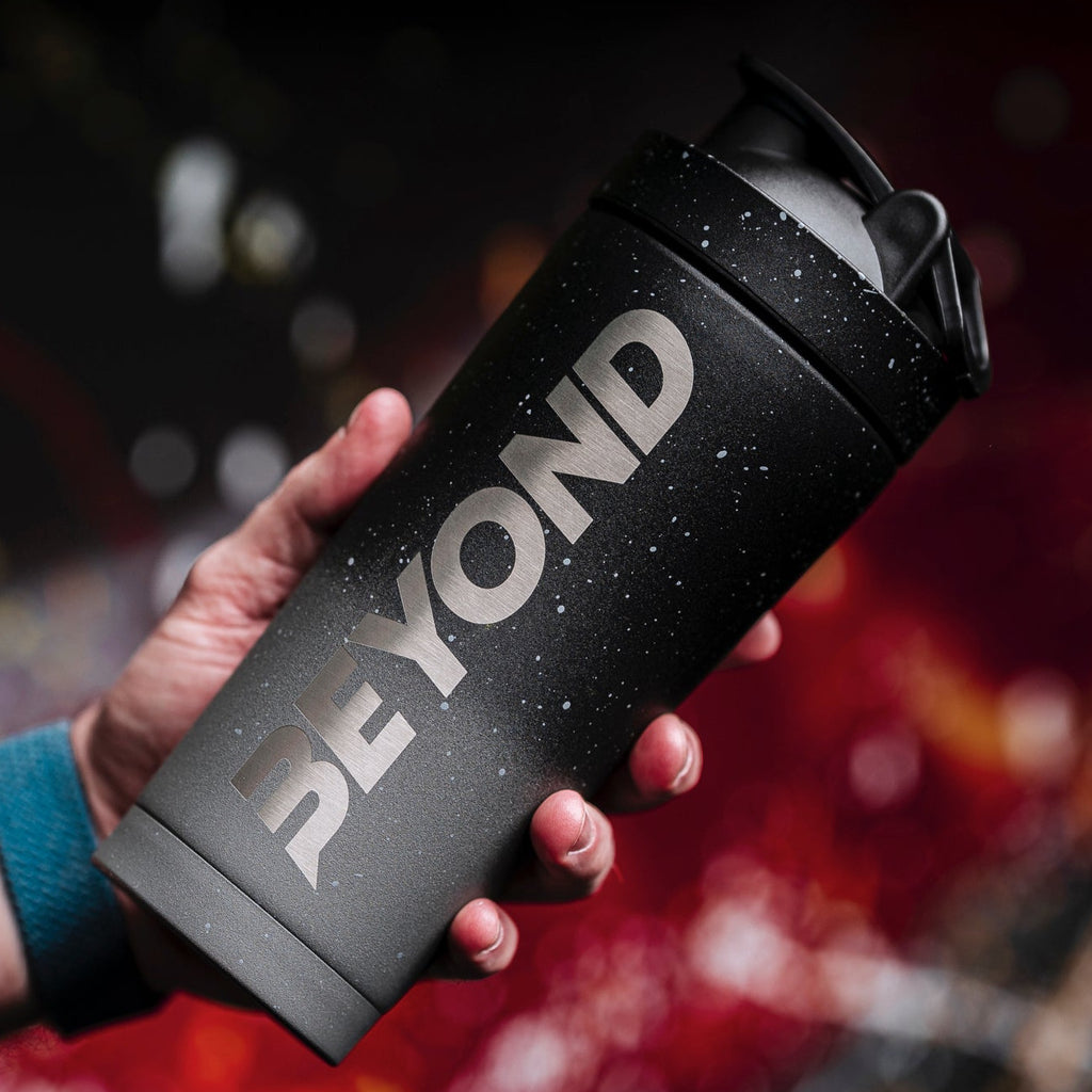 Black and Grey Protein Shaker Packaging, Black and Grey Protein Shaker, Black and Grey protein shaker with packing, Black and Grey protein shaker bottle brand packaging, Black and Grey Insulated protein shaker, Black and Grey Stainless Steel Protein Shakers, Protein Shaker